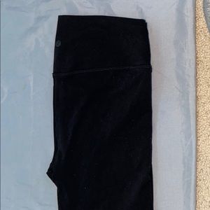 LULU LEMON LEGGINGS MESH FROM KNEE DOWN